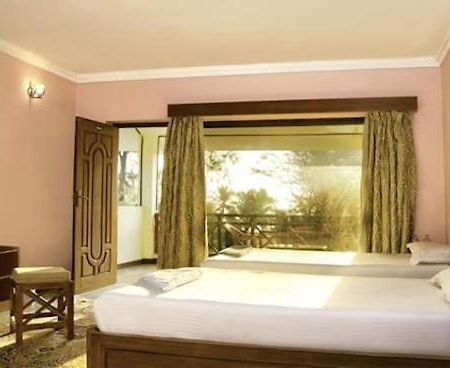 Sea Breeze Beach Resort Mahabalipuram Bagian luar foto