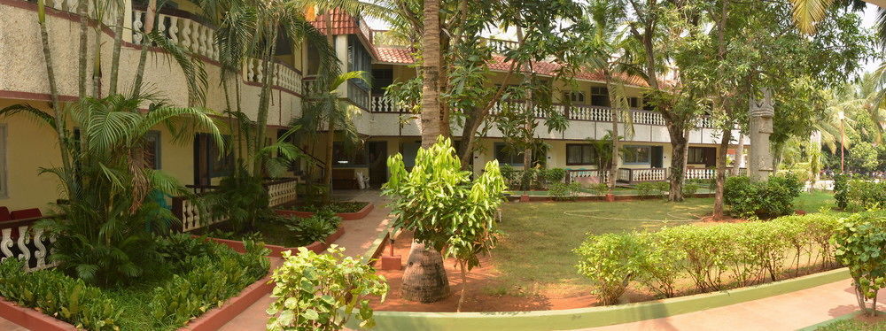 Sea Breeze Beach Resort Mahabalipuram Bagian luar foto